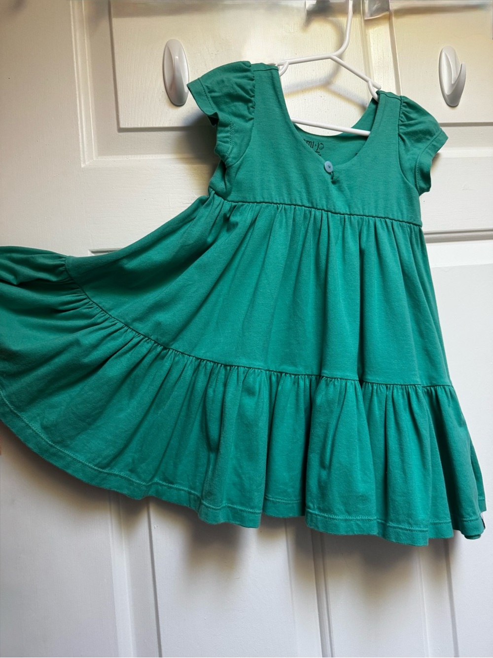 Omi Jo WDW 4T Flutter Cap Sleeve Keyhole Button Tiered Skirt Dress Girls size 4